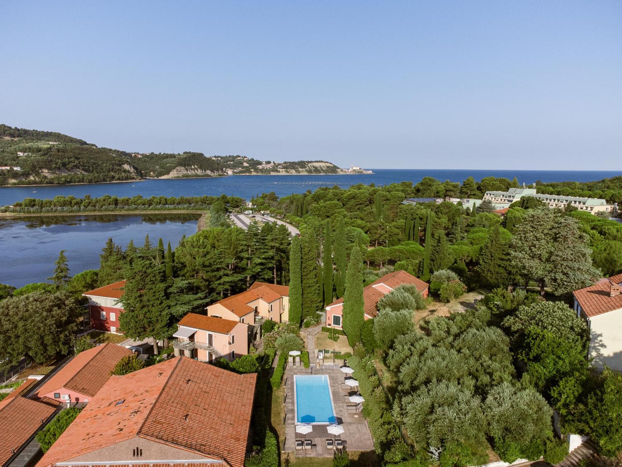 Hotel Laguna Deluxe - Terme Krka Strunjan Exterior foto